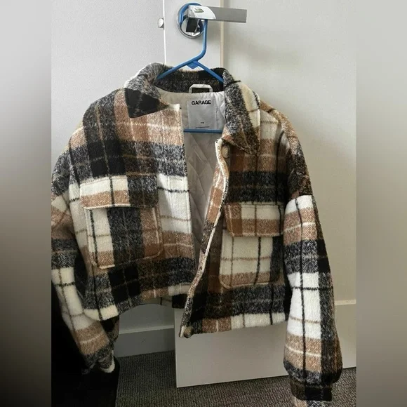 ❌ Sold! Garage Jacket - Picture 2 of 4